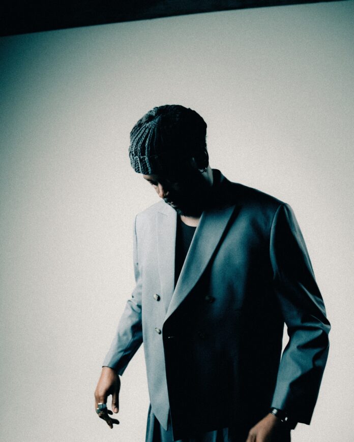 JAKE ISAAC SHARES THE NEW SINGLE ‘WHEN THE WORLD’S ON FIRE’ FEATURING AARON CHILDS